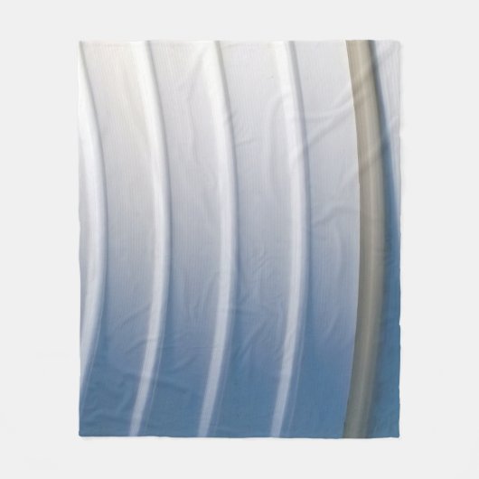 Blauwe en witte plastic verpakking fleece deken (Voorkant)