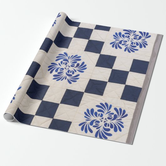 Blauwe en witte quilt cadeaupapier (Uitgerold)