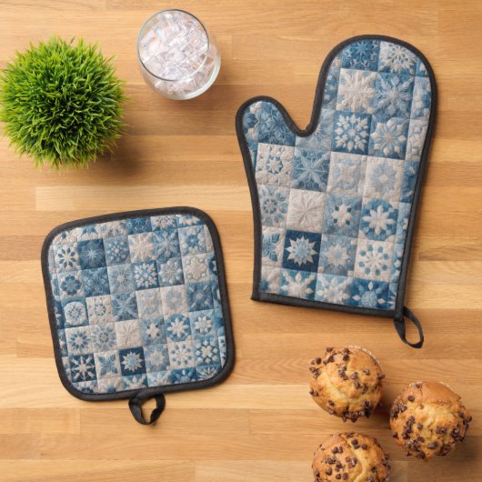 Blauwe en witte sneeuwvlok quilt ovenwant & pannenlap set (Top down)