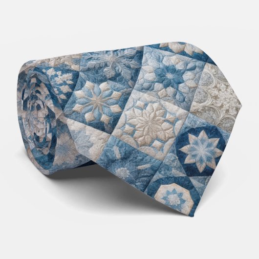 Blauwe en witte sneeuwvlok quilt stropdas (Opgerold)