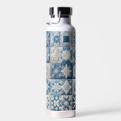 Blauwe en witte sneeuwvlok quilt waterfles (Rechts)