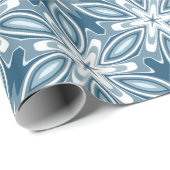 Blauwe en witte sneeuwvlokken winterpatroon cadeaupapier (Rol Hoek)