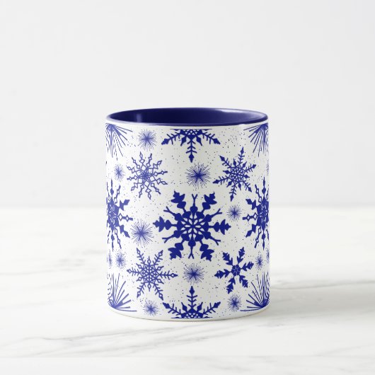 Blauwe en witte snowflake Mok met kerstmis (Midden)