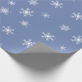 Blauwe en witte snowflakes kerst cadeaupapier (Hoek)