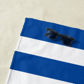 Blauwe en witte streep met de naam Cabana Stripe Strandlaken (In situ)