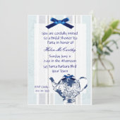 Blauwe en witte Tea Party Bridal Shower Invitation Kaart (Staand voorkant)