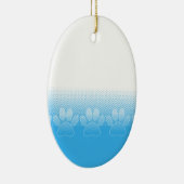 Blauwe en witte vlekken met Newsprint achtergrond Keramisch Ornament (Rechts)