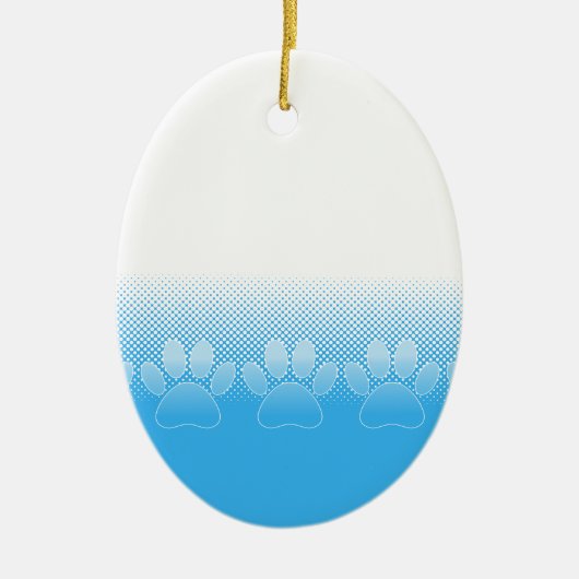 Blauwe en witte vlekken met Newsprint achtergrond Keramisch Ornament (Voorkant)