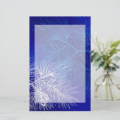 Blauwe en witte winterpijn briefpapier (Staand voorkant)