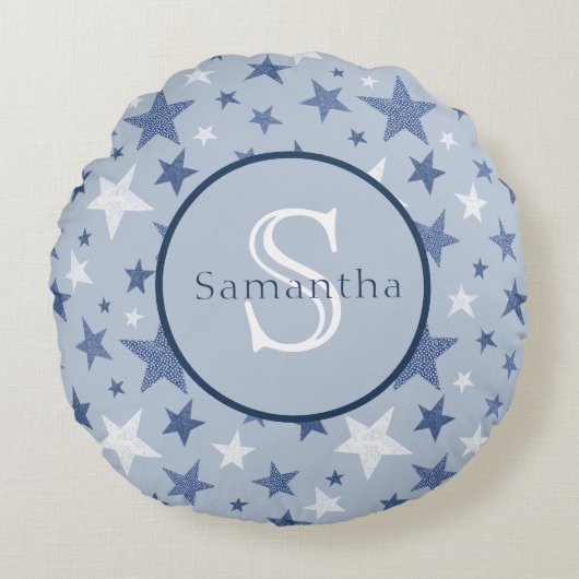 Blauwe en witte wintersterren Persoonlijk Monogram Rond Kussen (Voorkant)