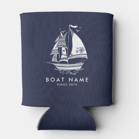 Blauwe en witte zeilboot blikjeskoeler (Achterkant)