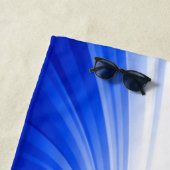 Blauwe en witte Zwemmen en voeg Jouw naam aan dit  Strandlaken (In situ)