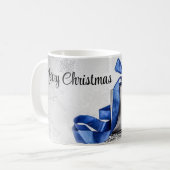 Blauwe en zilveren kerstcadeautjes koffiemok (Voorkant links)
