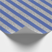 Blauwe en zilverglitterstripes cadeaupapier (Hoek)