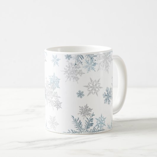 Blauwe en zilvergrijze winter Wonderland Snowflake Koffiemok (Voorkant rechts)