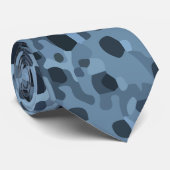 Blauwe en zwarte vis print stropdas (Opgerold)