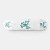Blauwe Feniks Staat Op Wit Persoonlijk Skateboard (Horizontaal)