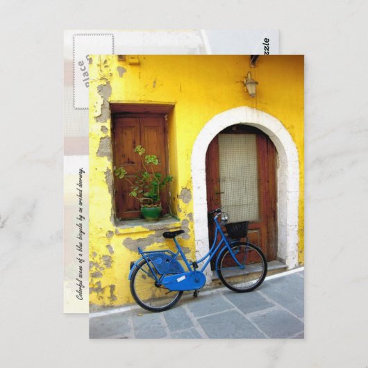 Blauwe fiets tegen gele muur briefkaart (Voorkant / Achterkant)