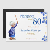 Blauwe Floral grootmoeder met Cane 80th Birthday Magnetische Uitnodiging (Voorkant / Achterkant)