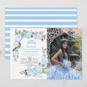 Blauwe Floral Quinceanera Birthday Foto Invitatio  Kaart (Voorkant / Achterkant)