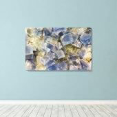 Blauwe fluorietkristallen in matrix canvas afdruk (Insitu (Houten vloer))