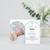 Blauwe foto boogjongen kruis Doopsel uitnodiging (Staand voorkant)