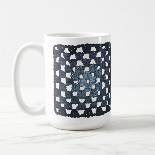Blauwe gehaakte Granny Square koffiemok (Links)
