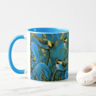 Blauwe gele kleine vogels mok