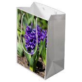Blauwe Geocinth in de lente Medium Cadeauzakje (Achterkant Gekanteld)