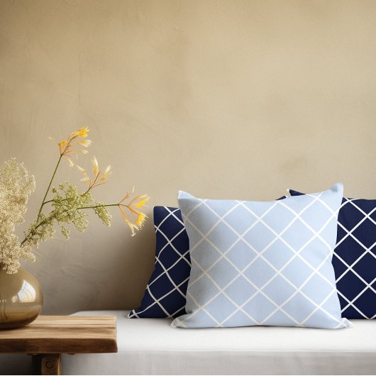 Blauwe geometrische vierkantjes kussen