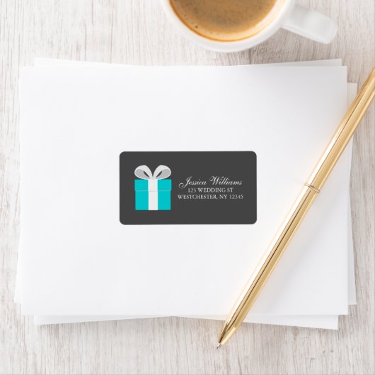 Blauwe geschenkdoos bruids etiket (Insitu)