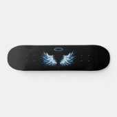 Blauwe Ggloed Angel Wings op zwarte achtergrond Persoonlijk Skateboard (Horizontaal)