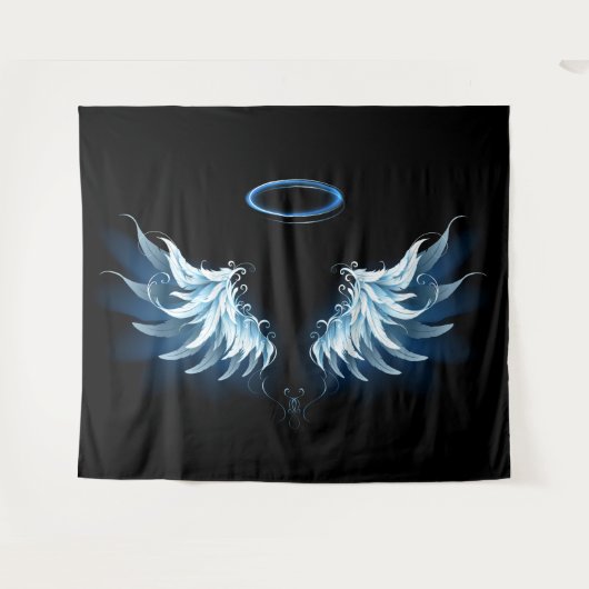 Blauwe Ggloed Angel Wings op zwarte achtergrond Wandkleed (Voorkant (horizontaal))