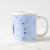 Blauwe golf - fractale kunst grote koffiekop (Rechts)