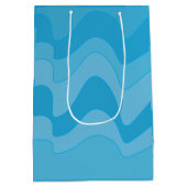 Blauwe golvende strepen medium cadeauzakje (Achterkant)