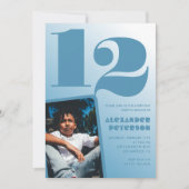Blauwe gradiënt 12e verjaardag uitnodigingen Boy F (Voorkant)