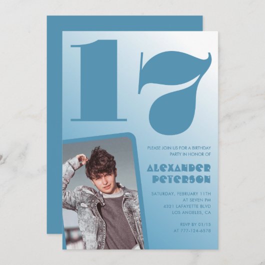 Blauwe gradiënt 17e verjaardag uitnodigingen Boy F (Voorkant / Achterkant)