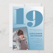 Blauwe gradiënt 19e verjaardag uitnodigingen Boy F (Voorkant)