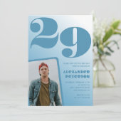 Blauwe gradiënt 29e verjaardag uitnodigingen Boy F (Staand voorkant)