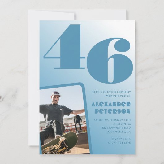 Blauwe gradiënt 46e verjaardag uitnodigingen Manne (Voorkant)