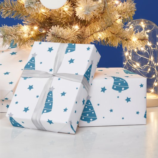 BLAUWE GRAY WHITE CHRISTMAS TREES & SNOWFLAKES CADEAUPAPIER (Feestdagen)
