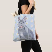 Blauwe Grijze Franse Bulldog met Daisies Tote Bag (Dichtbij)