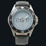 Blauwe grijze klokken en horloges<br><div class="desc">Deze prachtige blauwgrijze sleutelhanger is ideaal voor uw sleutels. Het kan ook worden gepersonaliseerd om het uw eigen unieke sleutelhanger te maken.</div>