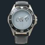 Blauwe grijze klokken en horloges<br><div class="desc">Deze prachtige blauwgrijze sleutelhanger is ideaal voor uw sleutels. Het kan ook worden gepersonaliseerd om het uw eigen unieke sleutelhanger te maken.</div>