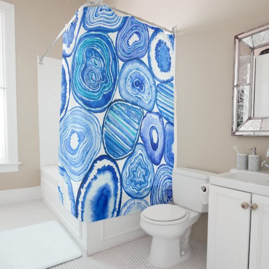 Blauwe grijze plakken douchegordijn (In situ)