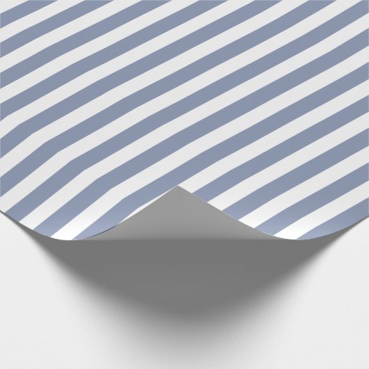 Blauwe grijze strepen en witte snoepjes cadeaupapier (Hoek)