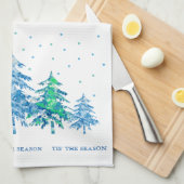 Blauwe groene bomen bos T's is de seizoenkwallen Theedoek (Quarter Fold)