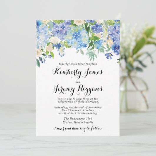 Blauwe Groene Hydrangea Bloem Bruiloft Uitnodiging (Staand voorkant)