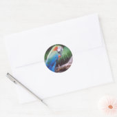BLAUWE GROENE PAPEGAAI RONDE STICKER (Envelop)