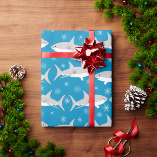 Blauwe haai en sneeuwvlok kerstontwerp cadeaupapier